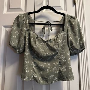 Abercrombie and Fitch top